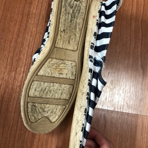 Striped flats - Picture 3 of 3